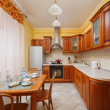Na Katedralniy Apartment Lviv Exterior photo